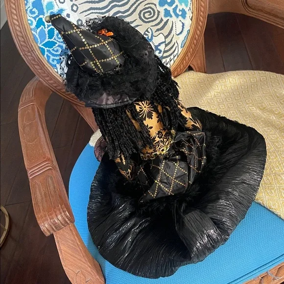 Black and Gold Witch Doll approximately 25” long - Picture 9 of 11